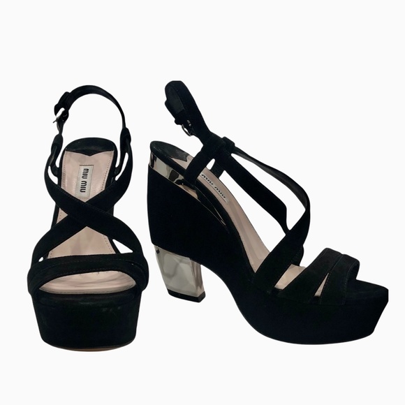 MIU MIU BLACK SUEDE AND MIRROR PLATFORM SANDALS - Picture 3 of 16